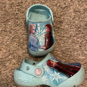 Disney Frozen Anna Elsa Crocs Size 8